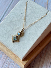 Load image into Gallery viewer, Vintage Labradorite and Topaz Gold Fill Necklace