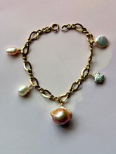 Load image into Gallery viewer, Vintage Mermaid Pearl Gold Fill Chonky Charm Bracelet