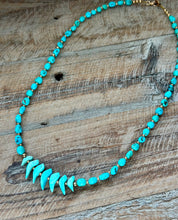 Load image into Gallery viewer, Fetish Kingman Turquoise Beaded Necklace