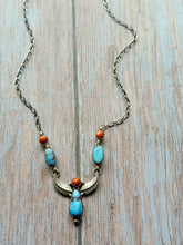 Load image into Gallery viewer, Spiny Oyster and Golden Hills Necklace