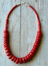 Load image into Gallery viewer, Graduated Beaded Coral Necklace