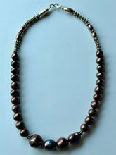 Load image into Gallery viewer, Beautiful Peacock Iridescent Luster Baroque Pearl Statement Necklace