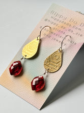 Load image into Gallery viewer, Mixed Metal Artsy Abract Dangle Earrings
