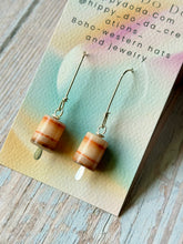 Load image into Gallery viewer, Barrel Banded Agate Sterling Silver Minimalist Earrings