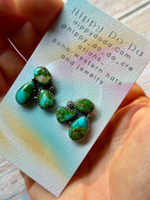 Load image into Gallery viewer, Sonoran Mountian Cluster Sterling Silver Post Earrings