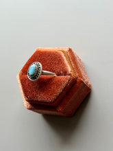 Load image into Gallery viewer, Golden Hills Turquoise Sterling Silver Ring, Size 9