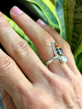 Load image into Gallery viewer, Oregon Surfite and Moonstone Ring, size 6.5
