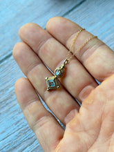 Load image into Gallery viewer, Vintage Labradorite and Topaz Gold Fill Necklace