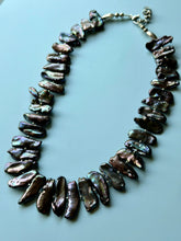 Load image into Gallery viewer, Beautiful Peacock Iridescent Luster Pearl Statement Necklace