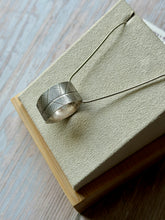 Load image into Gallery viewer, Modern Skeleton Leaf Inlay Sterling Silver Necklace