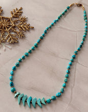 Load image into Gallery viewer, Fetish Kingman Turquoise Beaded Necklace