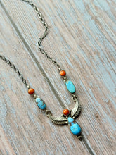 Load image into Gallery viewer, Spiny Oyster and Golden Hills Necklace