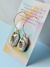 Load image into Gallery viewer, Treasure Trunk Baroque Freshwater Pearl Hammered Dangle Earrings