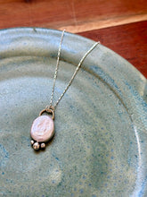 Load image into Gallery viewer, Freshwater Pearl Medallion Necklace
