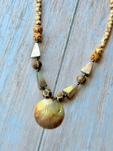 Load image into Gallery viewer, Vintage Mother of Pearl Necklace
