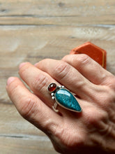 Load image into Gallery viewer, Orange Kyanite and Neon Apatite Sterling Silver Ring, Size 7.5
