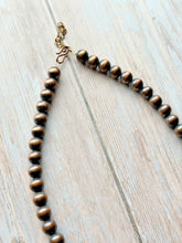 Load image into Gallery viewer, Oxidized Copper Pearl Necklace
