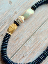 Load image into Gallery viewer, Vintage Shell, Mother of Pearl Statement Necklace
