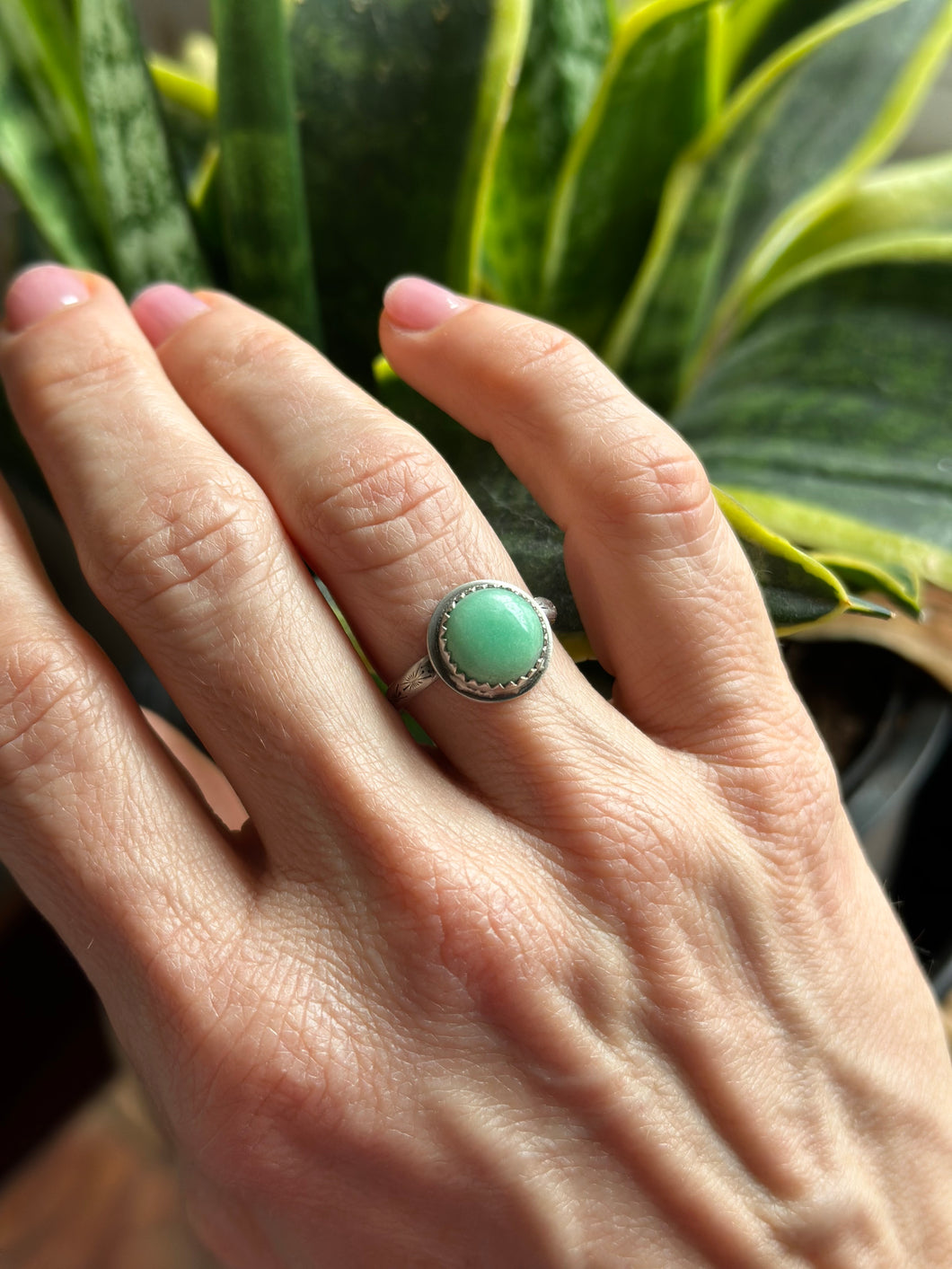 Natural Minty Green Chrysoprase Sterling Silver Ring, size 6.5