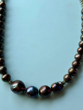 Load image into Gallery viewer, Beautiful Peacock Iridescent Luster Baroque Pearl Statement Necklace
