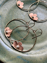 Load image into Gallery viewer, Mixed Metal Petal Earrings
