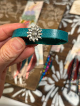 Load image into Gallery viewer, For Robin
